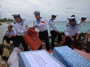 Khanh Hoa: live TV programme delivers Tet wishes to Truong Sa - ảnh 1